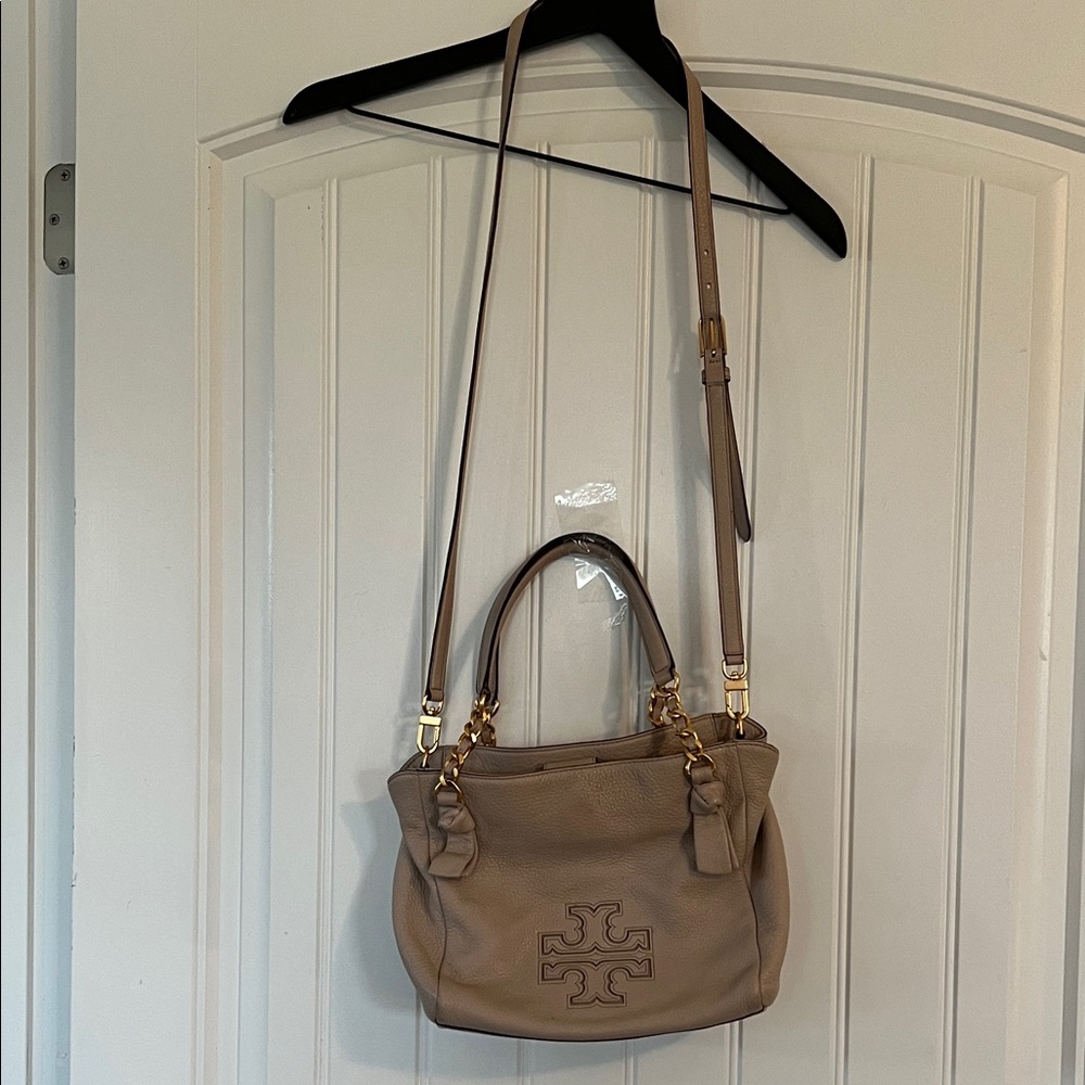 Tory Burch pebbled  Leather Bag